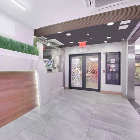 Hotel Tremont Bronx Yankee Stadium Ню Йорк Екстериор снимка