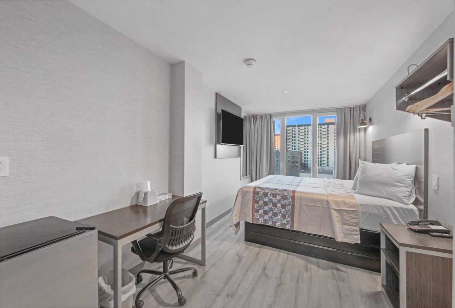 Hotel Tremont Bronx Yankee Stadium Ню Йорк Екстериор снимка